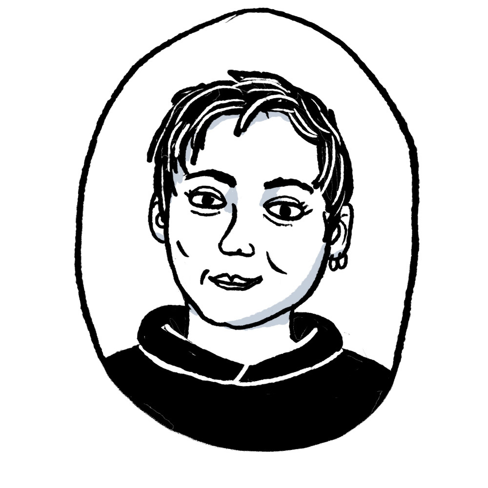 Portraitzeichnung Choni Flöther, runder Kopf mit kurzem Haar, sie trägt einen dunklen Kaputzenpulli.